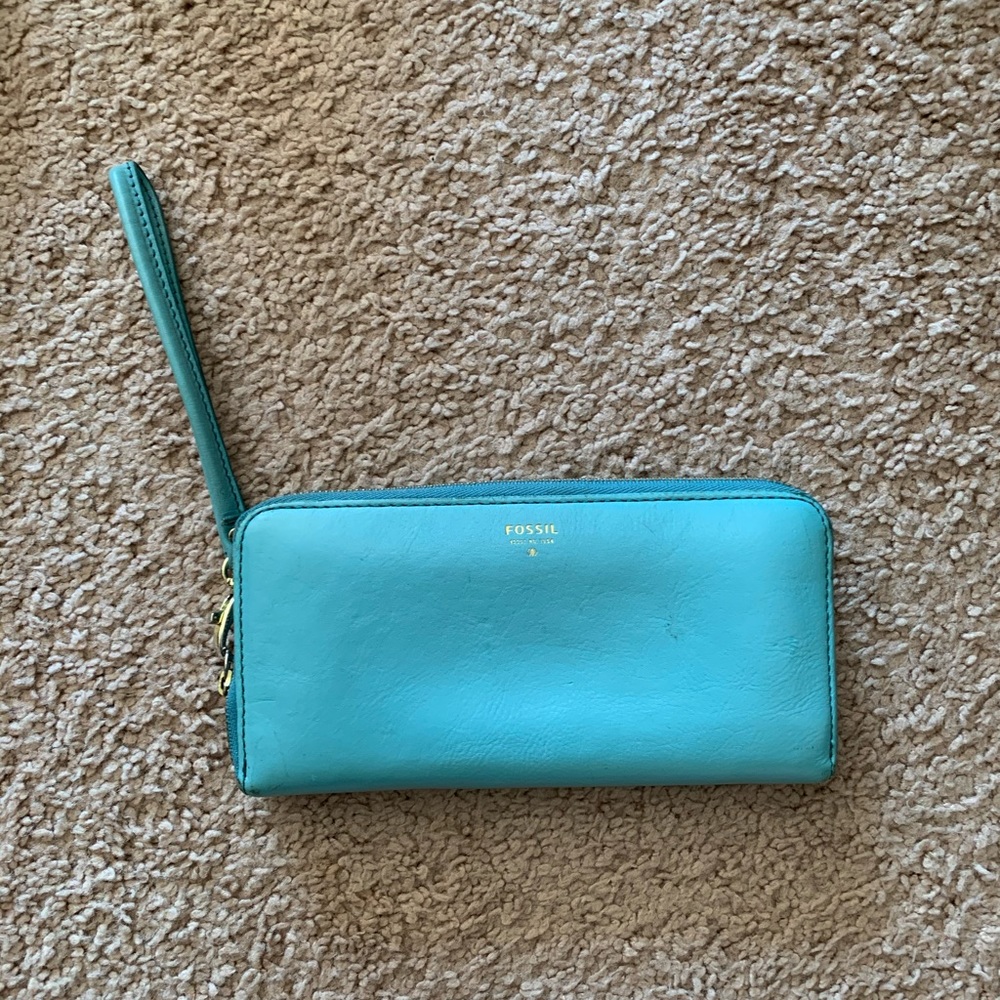 Light blue fossil wallet
